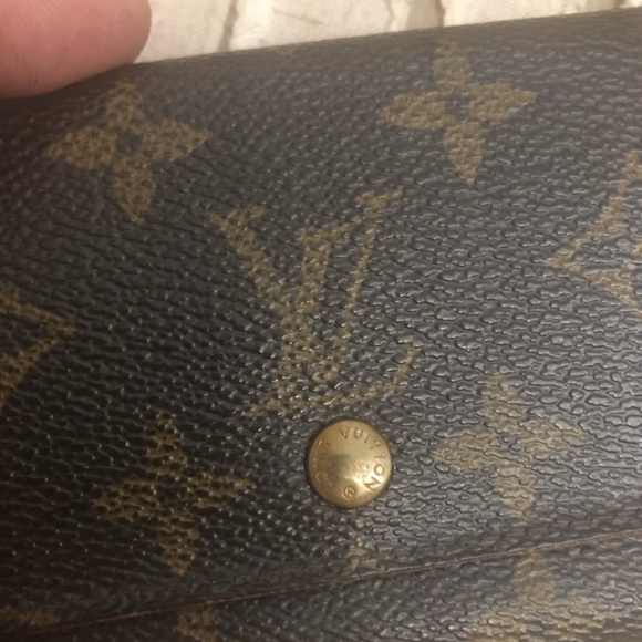 Louis Vuitton wallet, authentic. - Picture 9 of 11